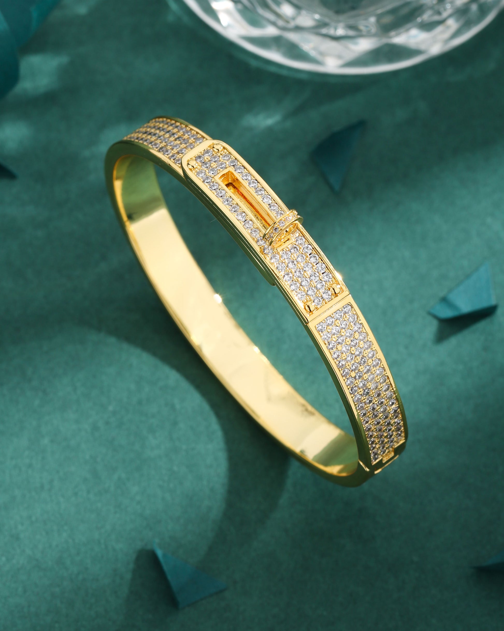 Simple Style Solid Color Copper 18k Gold Plated Zircon Bangle In Bulk