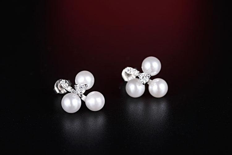 1 Pair Simple Style Round Plating Inlay Copper Artificial Pearls Zircon White Gold Plated Ear Studs