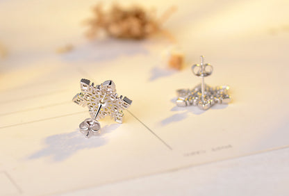 1 Pair Sweet Snowflake Inlay Copper Zircon Ear Studs