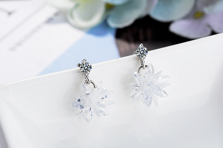 1 Pair Cute Sweet Geometric Snowflake Plating Inlay Copper Zircon Drop Earrings