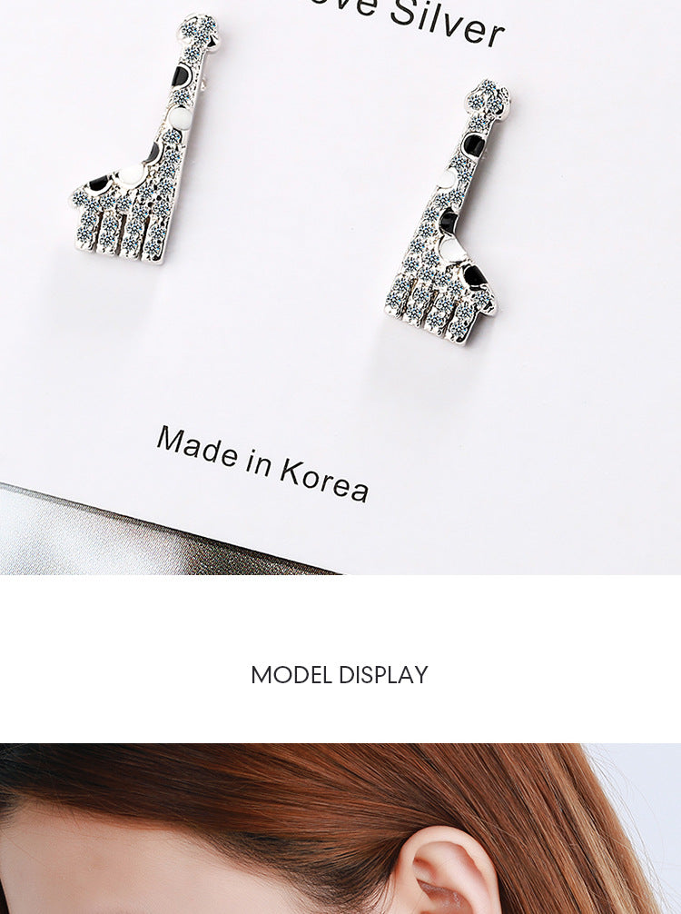 1 Pair Simple Style Giraffe Plating Inlay Copper Zircon White Gold Plated Ear Studs