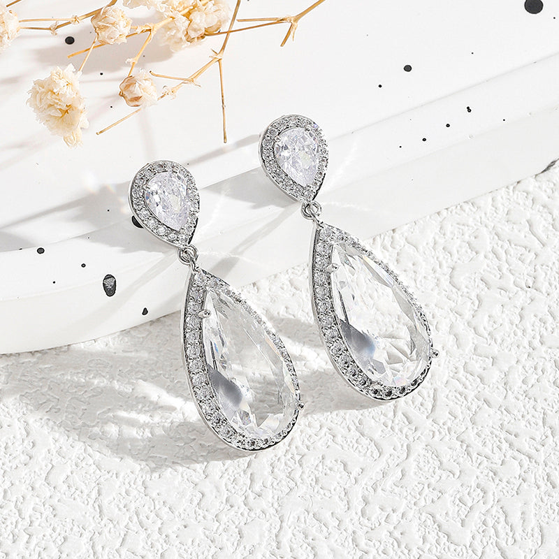 1 Pair Retro Simple Style Classic Style Water Droplets Inlay Copper Zircon Drop Earrings