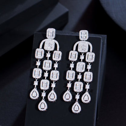 1 Pair Luxurious Shiny Round Square Water Droplets Tassel Plating Inlay Copper Zircon Rhodium Plated Silver Plated Drop Earrings