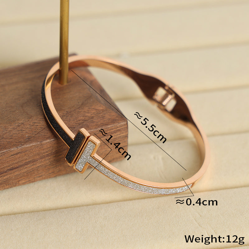 Casual Elegant Simple Style Letter Titanium Steel Plating Inlay Carving Zircon 18k Gold Plated Bangle