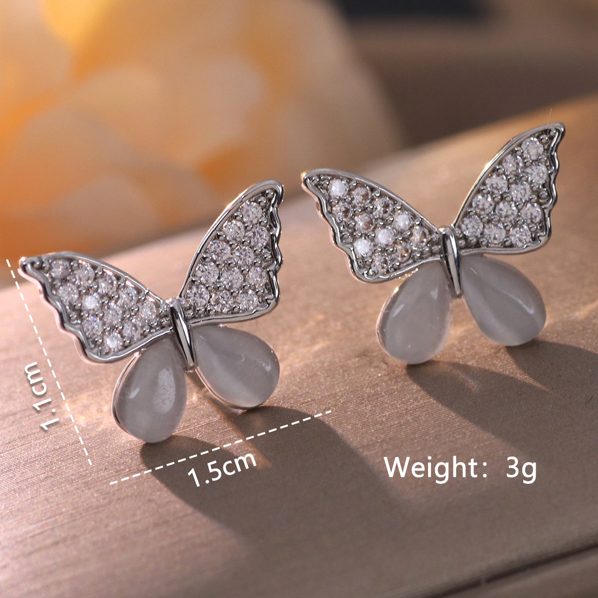 1 Pair Elegant Shiny Fruit Heart Shape Snowflake Plating Inlay Copper Artificial Pearls Artificial Diamond Silver Plated Drop Earrings Ear Studs