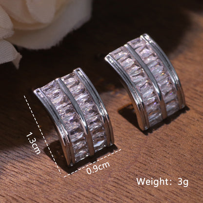 1 Pair Elegant Cute Solid Color Plating Inlay Copper Artificial Pearls Artificial Diamond Silver Plated Ear Studs