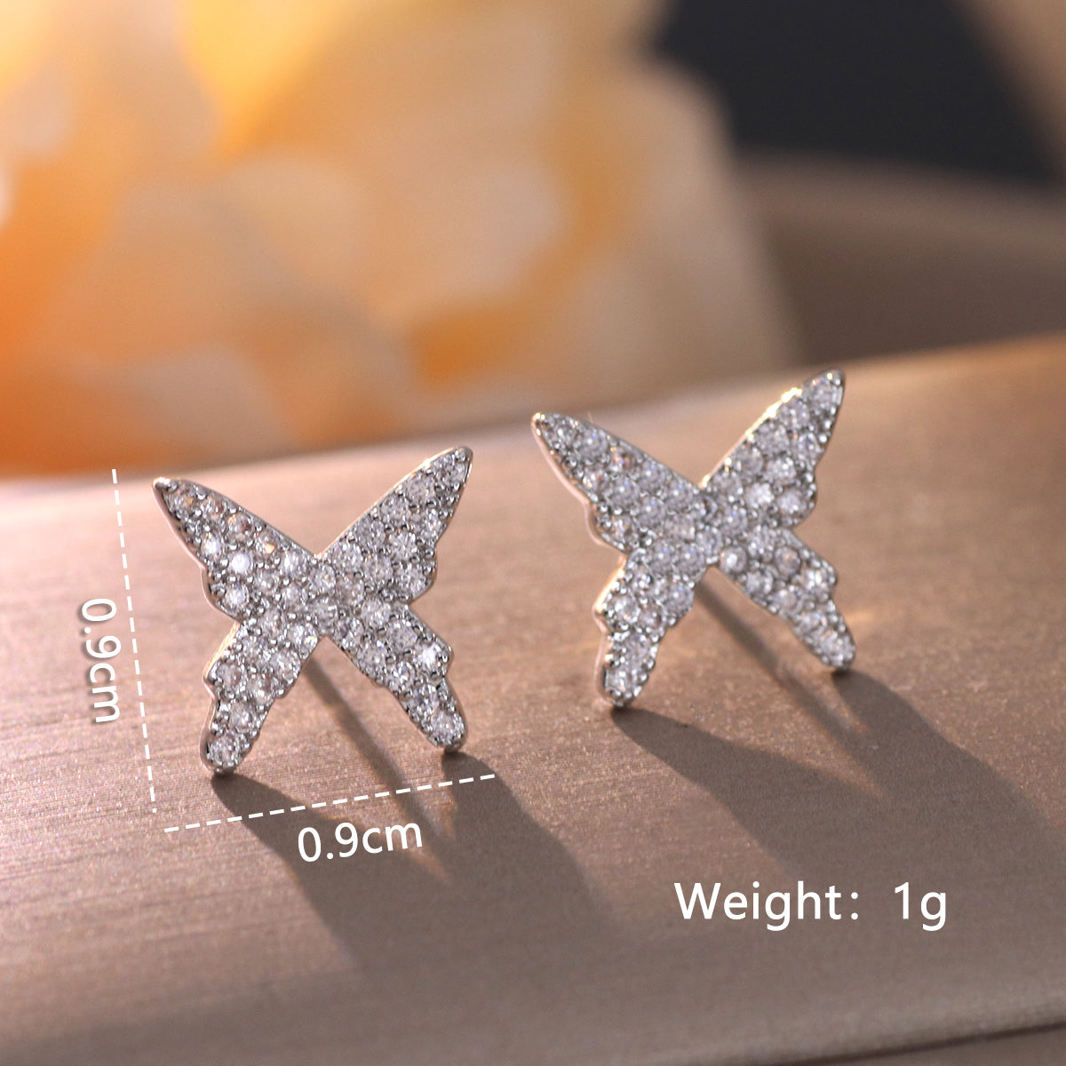 1 Pair Elegant Cute Solid Color Plating Inlay Copper Artificial Pearls Artificial Diamond Silver Plated Ear Studs