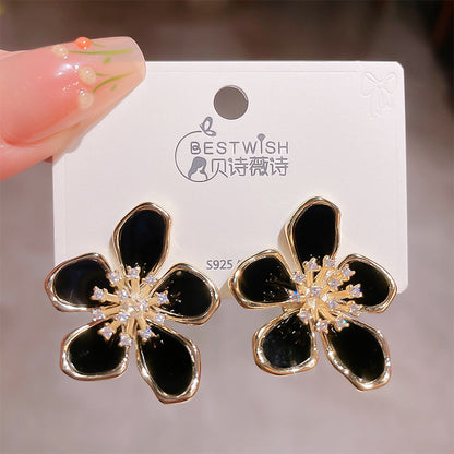 1 Pair Simple Style Petal Plating Copper Gold Plated Drop Earrings