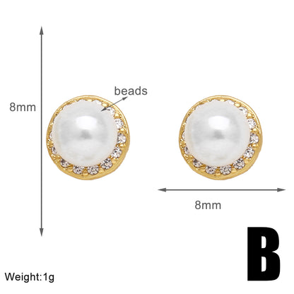 1 Pair Modern Style Simple Style Round Moon Plating Inlay Copper Artificial Pearls Zircon 18k Gold Plated Ear Studs