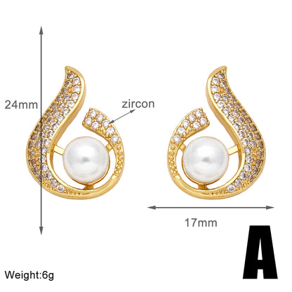 1 Pair Modern Style Simple Style Square Heart Shape Pineapple Plating Inlay Copper Artificial Pearls Zircon 18k Gold Plated Ear Studs