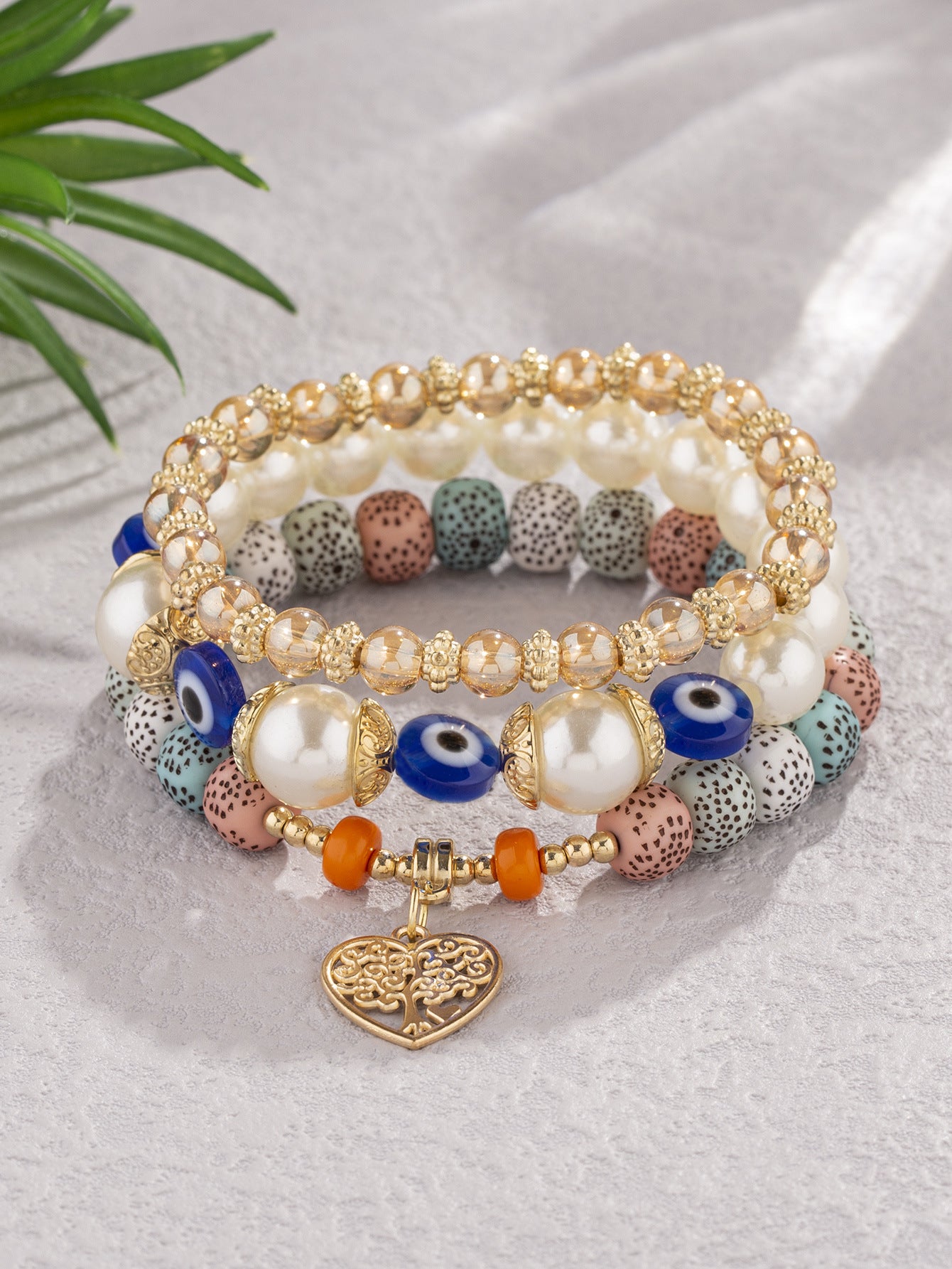 Retro Devil's Eye Tree Heart Shape Arylic Imitation Pearl Alloy Wholesale Bracelets