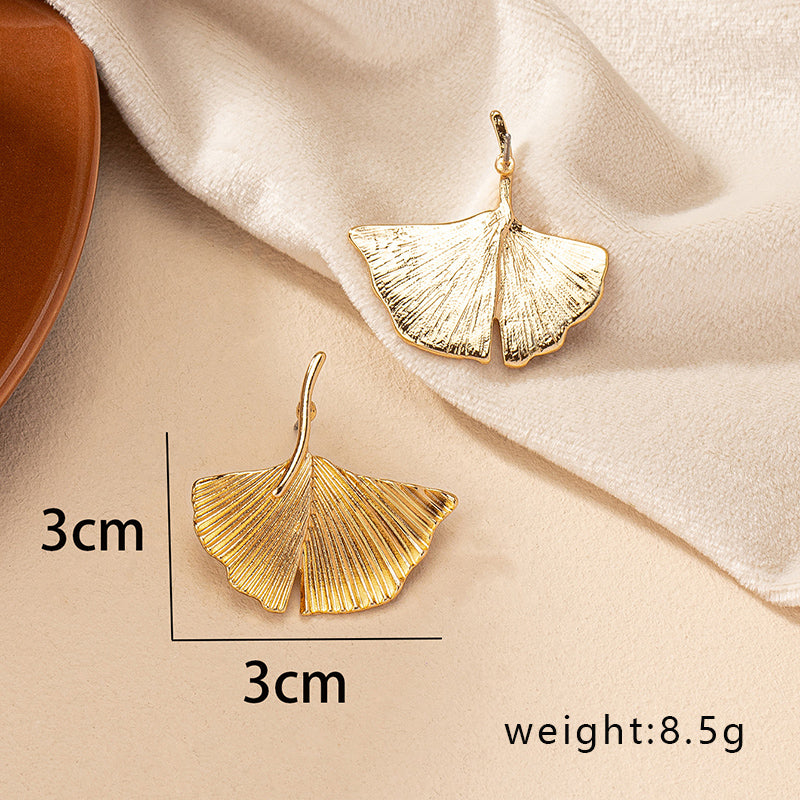 1 Pair Ig Style Retro Geometric Ginkgo Leaf Plating Alloy Ear Studs