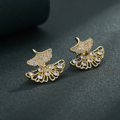 1 Pair Simple Style Ginkgo Leaf Inlay Copper Zircon Ear Studs