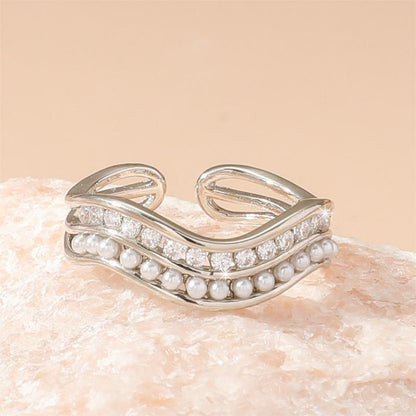 Wholesale Elegant Simple Style Geometric Copper Inlay 18K Gold Plated Pearl Zircon Open Rings