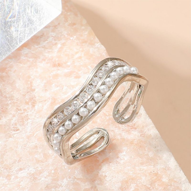 Wholesale Elegant Simple Style Geometric Copper Inlay 18K Gold Plated Pearl Zircon Open Rings