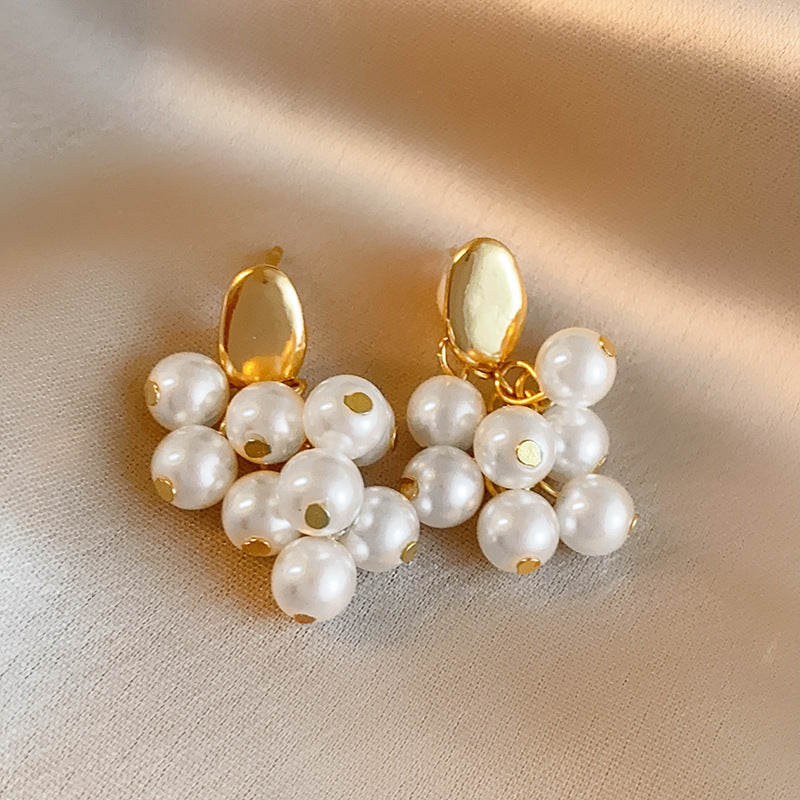 1 Pair Elegant Simple Style Geometric Alloy Artificial Pearls 18k Gold Plated Drop Earrings