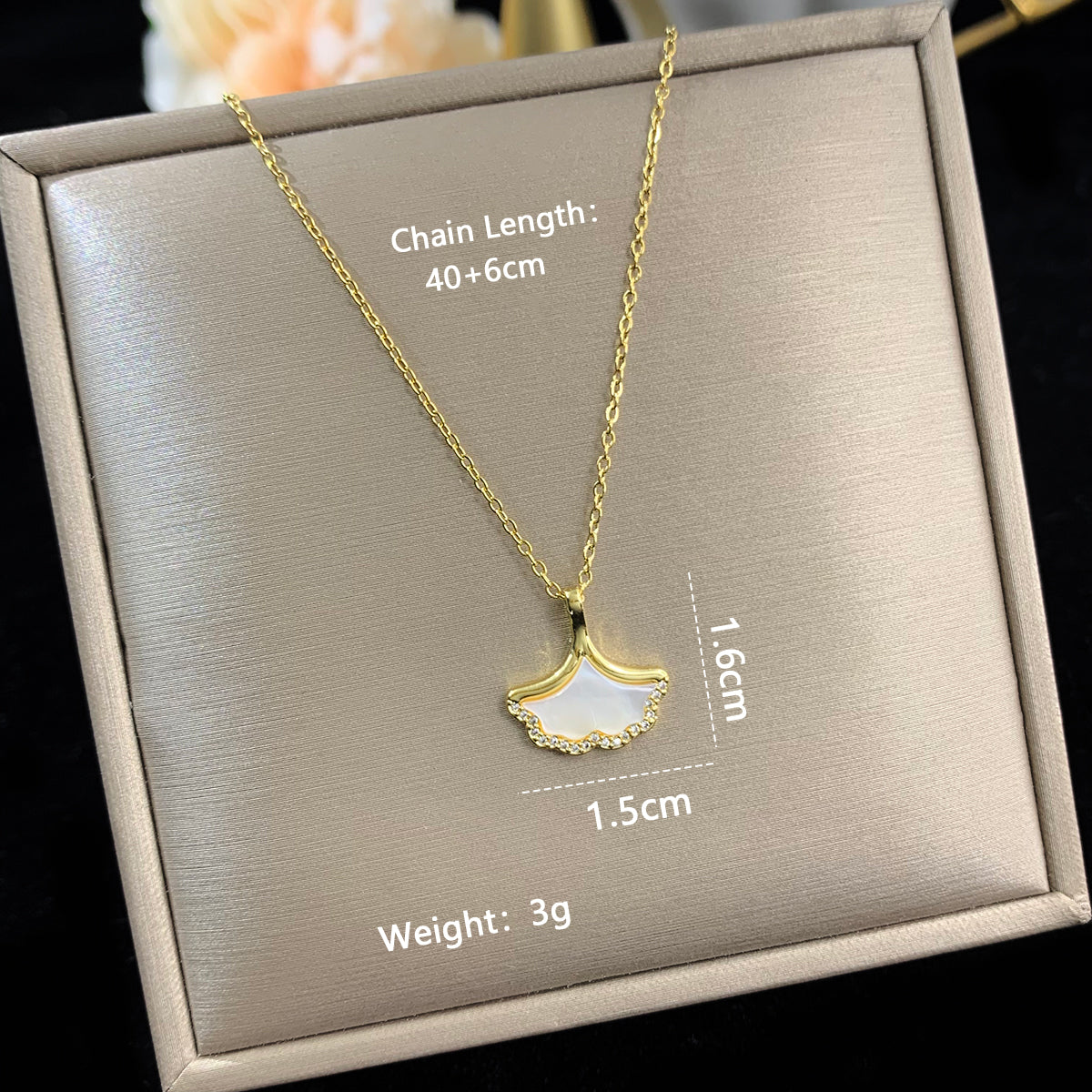 Elegant Letter Moon Stainless Steel Copper Plating Inlay Zircon 14k Gold Plated 18k Gold Plated Silver Plated Pendant Necklace