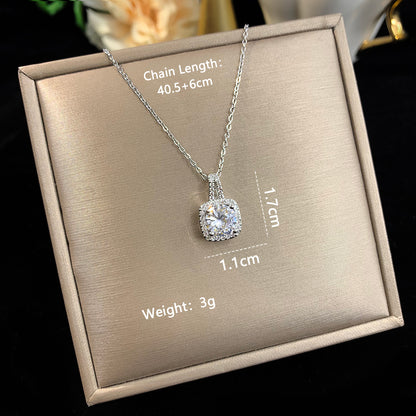 Elegant Letter Moon Stainless Steel Copper Plating Inlay Zircon 14k Gold Plated 18k Gold Plated Silver Plated Pendant Necklace