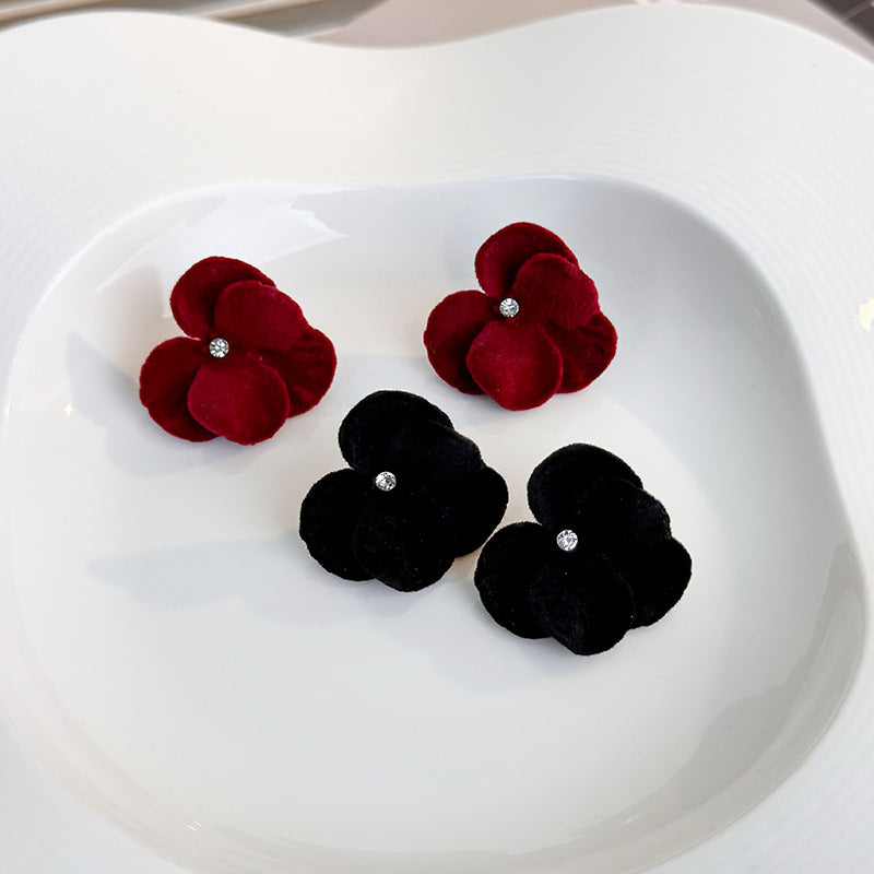 1 Pair Elegant Solid Color Alloy Ear Studs