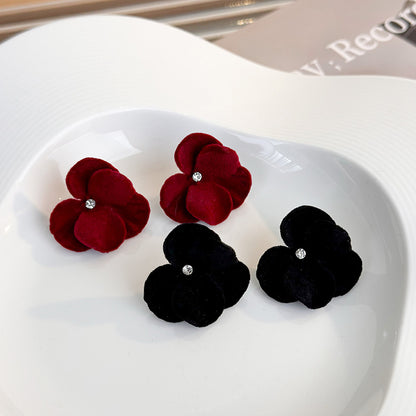 1 Pair Princess Glam Sexy Flower Alloy Flocking Ear Studs