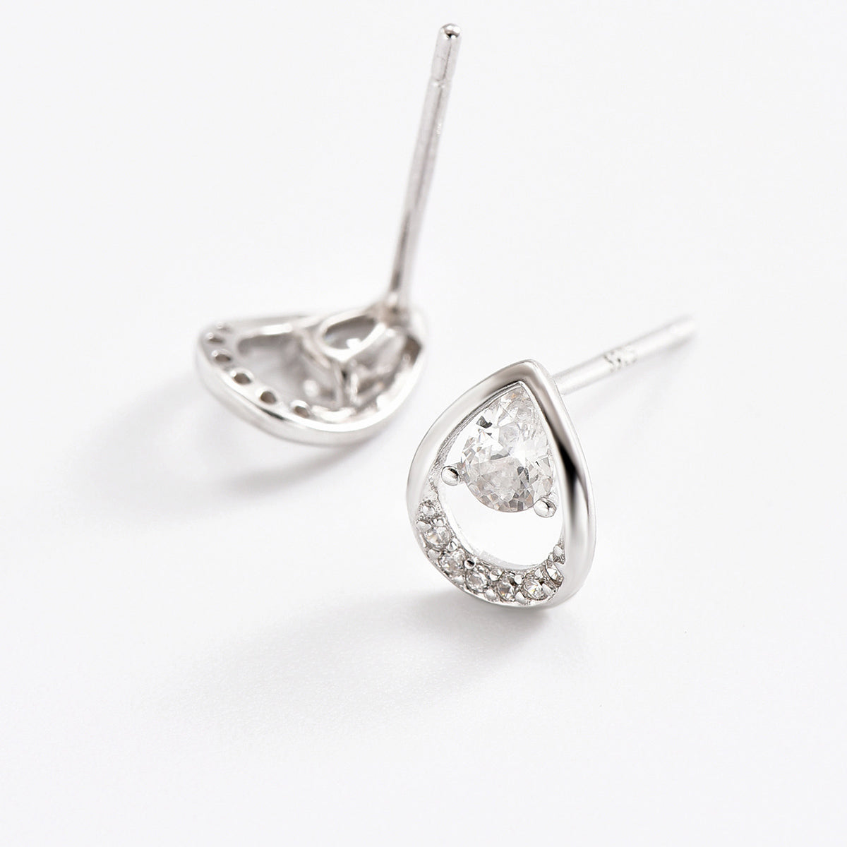 1 Pair Simple Style Oval Water Droplets Crown Sterling Silver Earrings