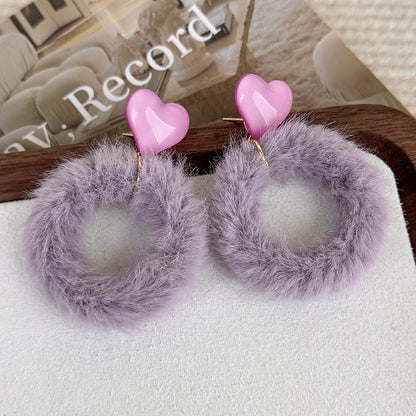 1 Pair Streetwear Heart Shape Plush Drop Earrings