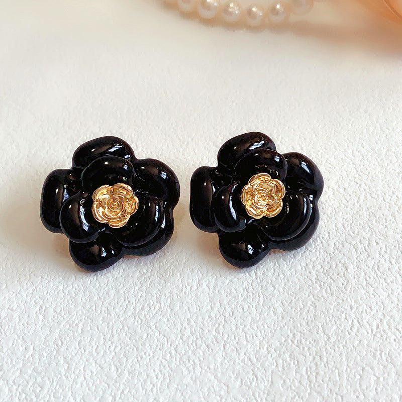 1 Pair Retro Flower Plating Alloy Ear Studs