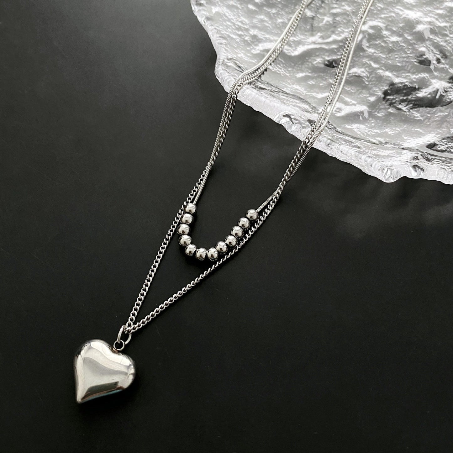 Simple Style Commute Heart Shape Stainless Steel Titanium Steel Plating 18k Gold Plated Layered Necklaces