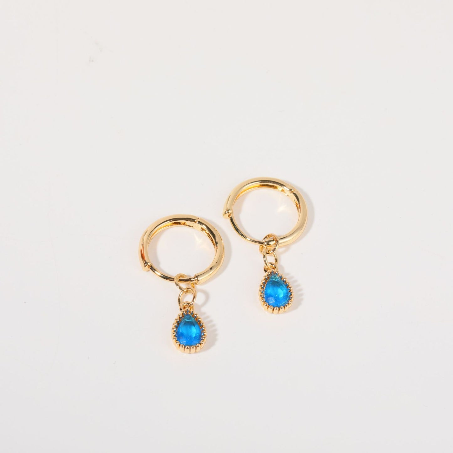 1 Pair Simple Style Water Droplets Plating Inlay Copper Zircon 18k Gold Plated Drop Earrings