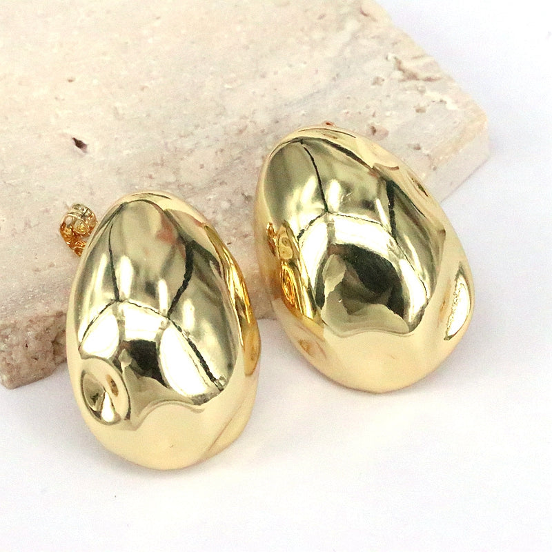 1 Pair Elegant Simple Style Geometric Oval Plating Copper 18k Gold Plated Ear Studs