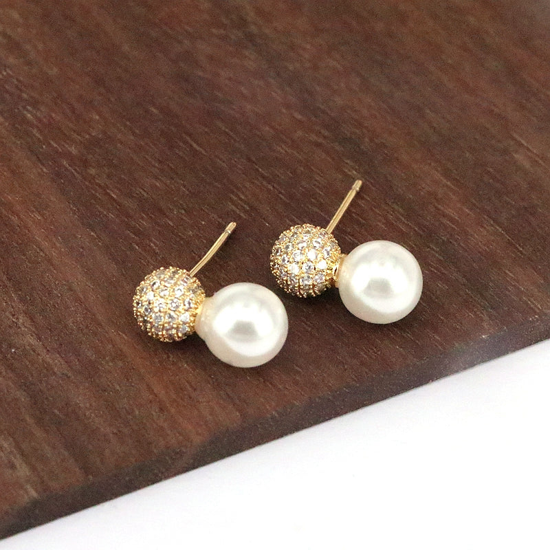 1 Pair Elegant Glam Round Plating Inlay Copper Artificial Pearls Rhinestones 18k Gold Plated Silver Plated Ear Studs