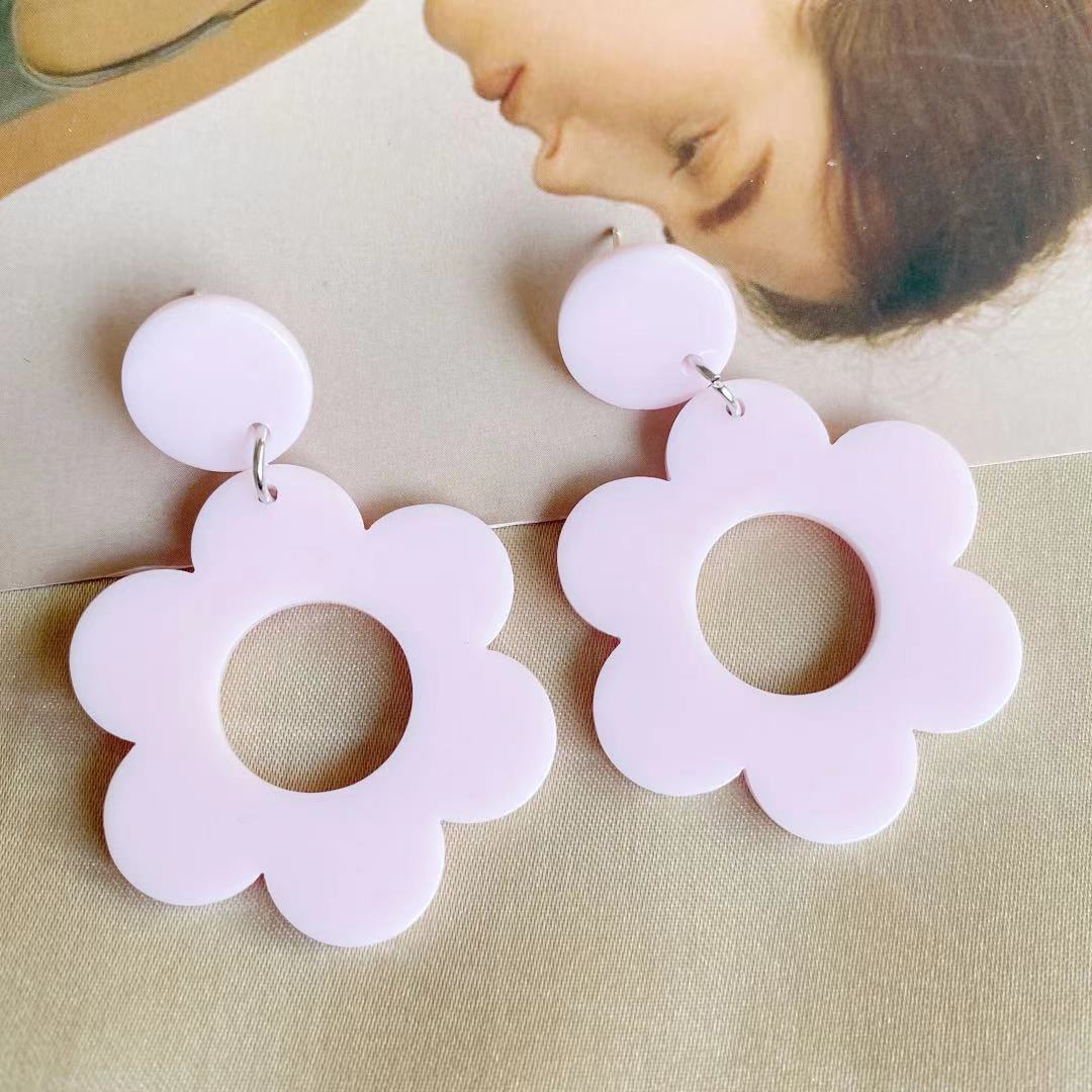 1 Pair Cartoon Style Flower Hollow Out Arylic Drop Earrings