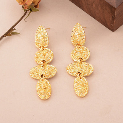 1 Pair Elegant Vintage Style Irregular Oval Pleated Copper 18k Gold Plated Drop Earrings