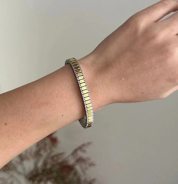 Retro Simple Style Heart Shape Solid Color Stainless Steel Plating 18k Gold Plated Bangle