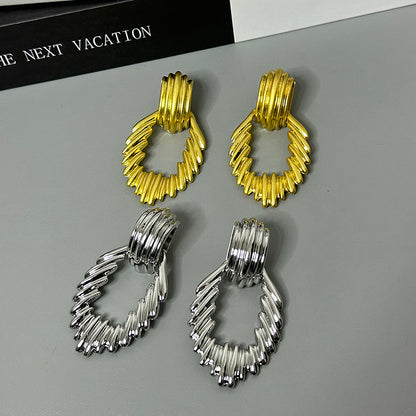 1 Pair Retro Simple Style Classic Style Solid Color Alloy Drop Earrings