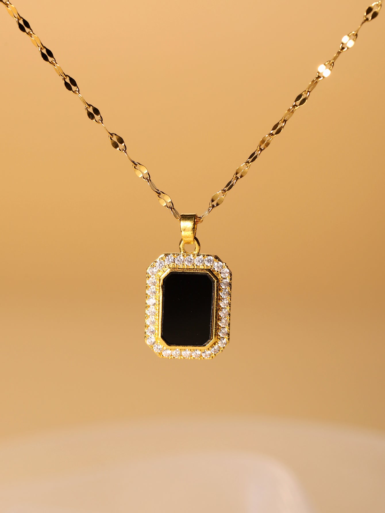 Glam Simple Style Rectangle Stainless Steel Plating Inlay Zircon 18k Gold Plated Pendant Necklace