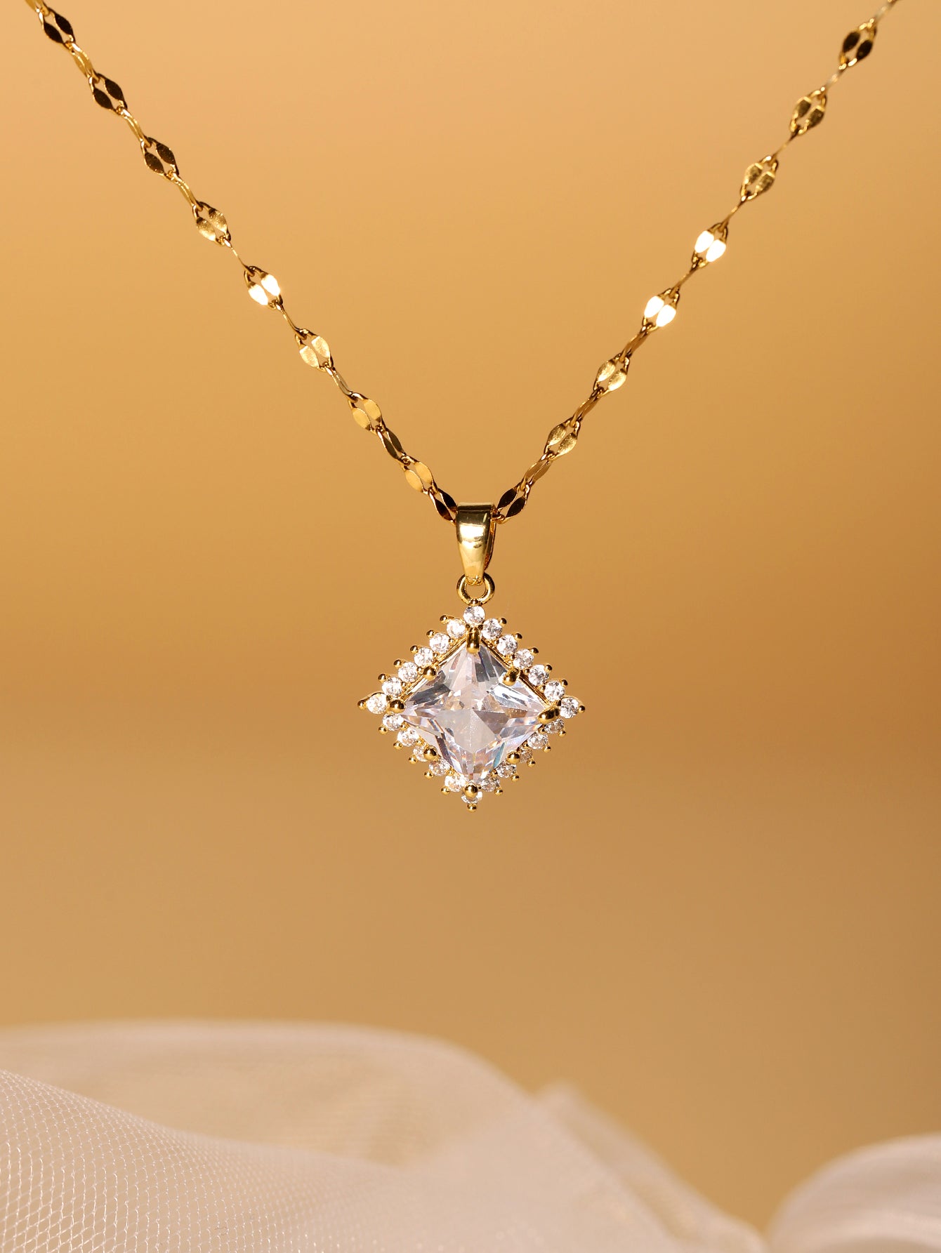 Glam Simple Style Rhombus Stainless Steel Plating Inlay Zircon 18k Gold Plated Pendant Necklace