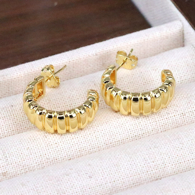 1 Pair Vintage Style Streetwear C Shape Plating Inlay Copper Zircon 18k Gold Plated Ear Studs