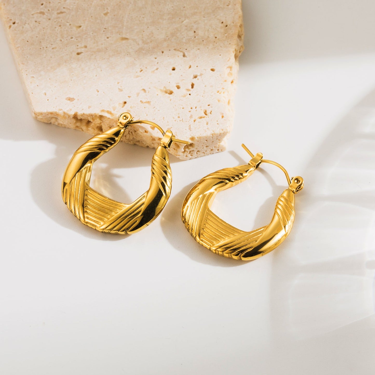 1 Pair Simple Style U Shape Solid Color Plating Stainless Steel 18k Gold Plated Earrings