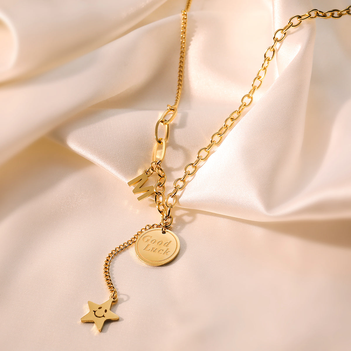 Simple Style Commute Star Heart Shape Titanium Steel Plating 18k Gold Plated Pendant Necklace