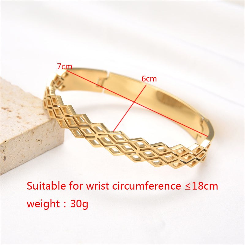 Simple Style Classic Style Solid Color Rhombus Stainless Steel Plating Hollow Out Gold Plated Bangle