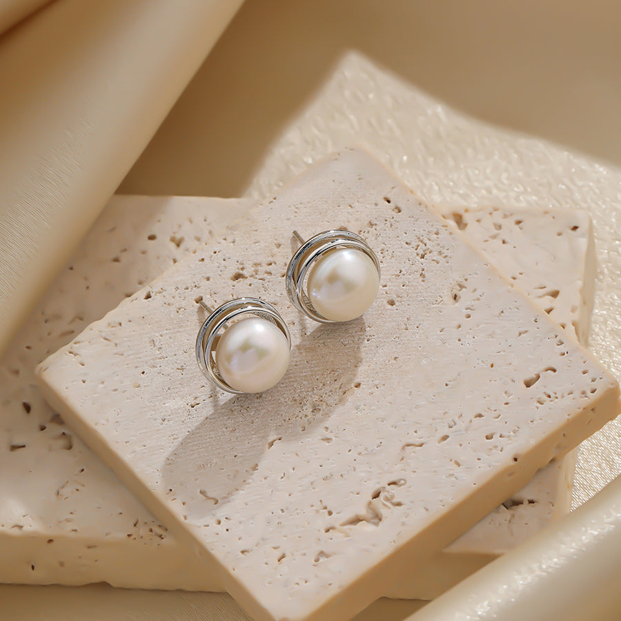 1 Pair Elegant Baroque Style Round Plating Inlay Copper Natural Stone Freshwater Pearl 18k Gold Plated Ear Studs