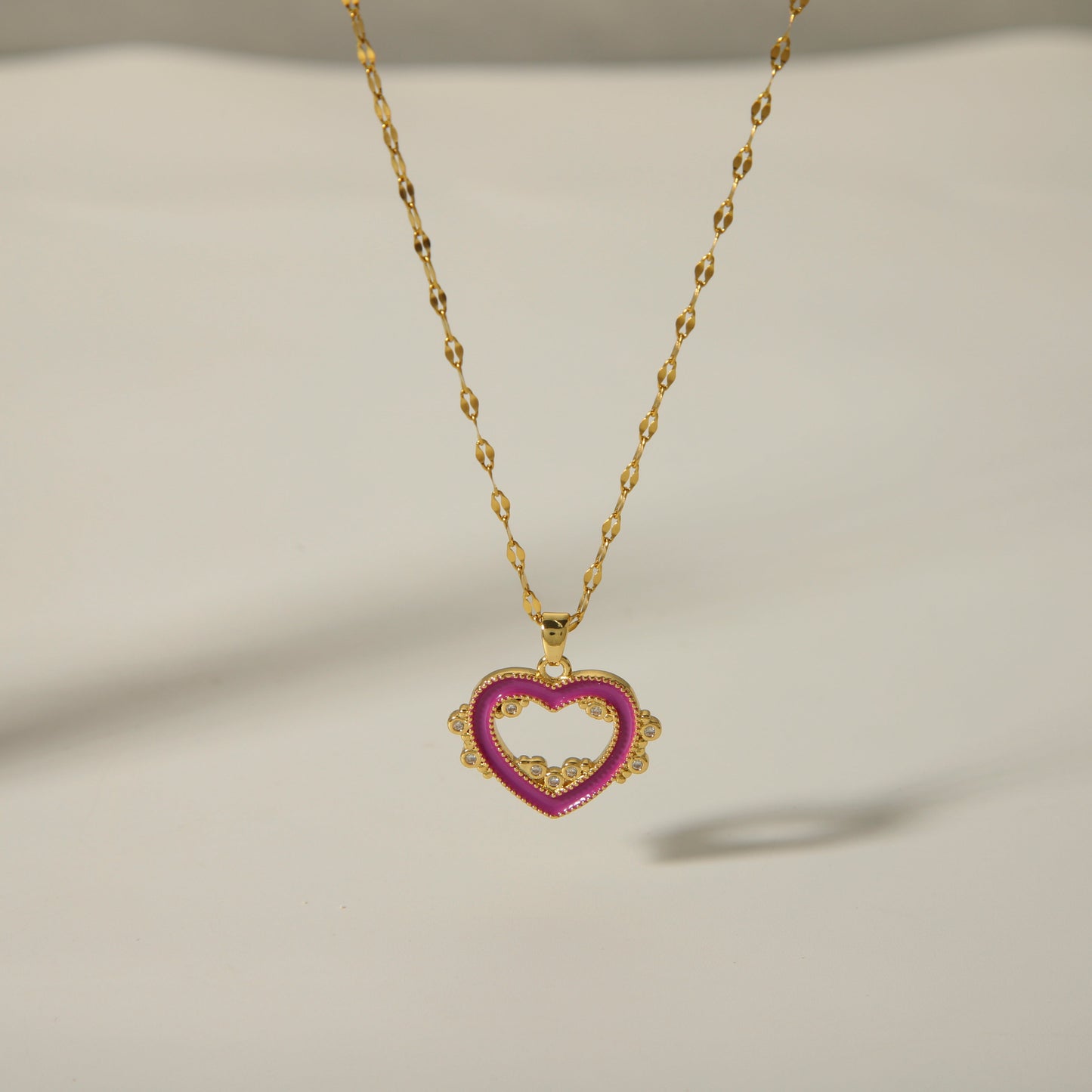 Elegant Simple Style Heart Shape Titanium Steel Copper Enamel Plating Inlay Zircon 18k Gold Plated Pendant Necklace