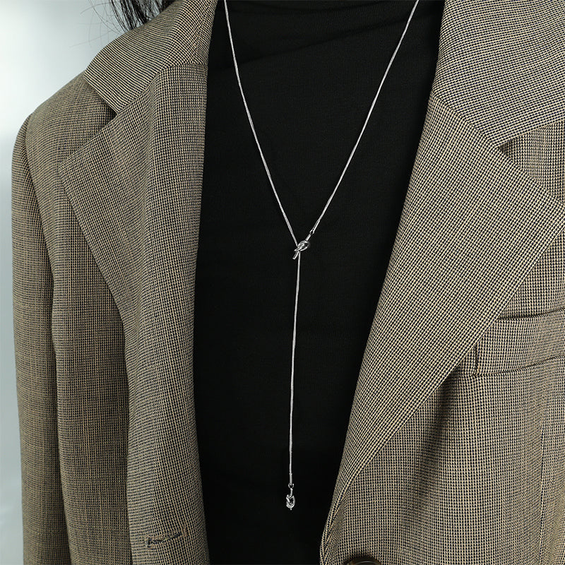 Casual Simple Style Knot Titanium Steel Plating Metal Button Sweater Chain