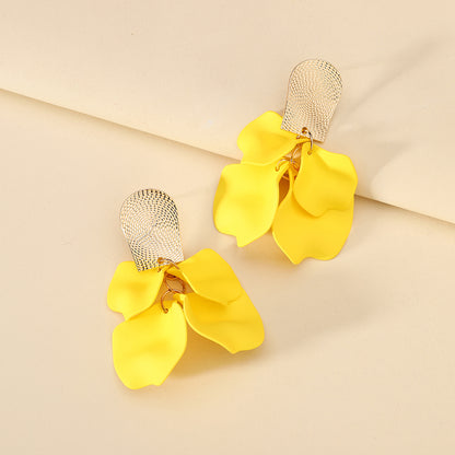 1 Pair Elegant Luxurious Sweet Petal Alloy Dangling Earrings