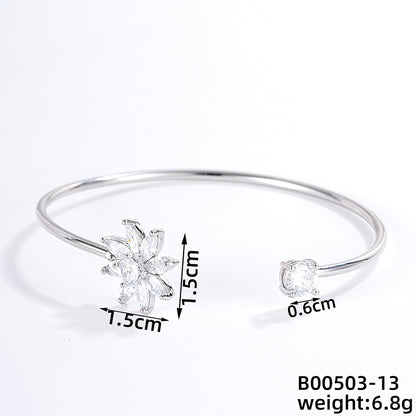 Casual Simple Style Classic Style Geometric Heart Shape Flower Copper Zircon Silver Plated Bangle