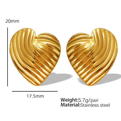 1 Pair Vintage Style Simple Style Water Droplets Heart Shape Plating Titanium Steel 18k Gold Plated Ear Studs