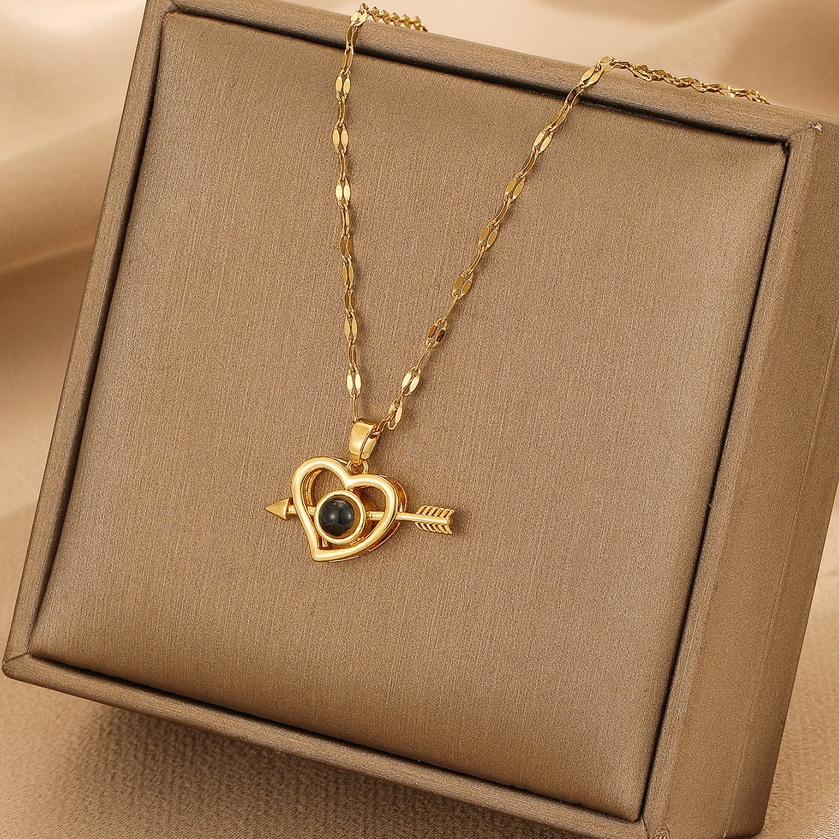 Simple Style Heart Shape Copper 18k Gold Plated Pendant Necklace