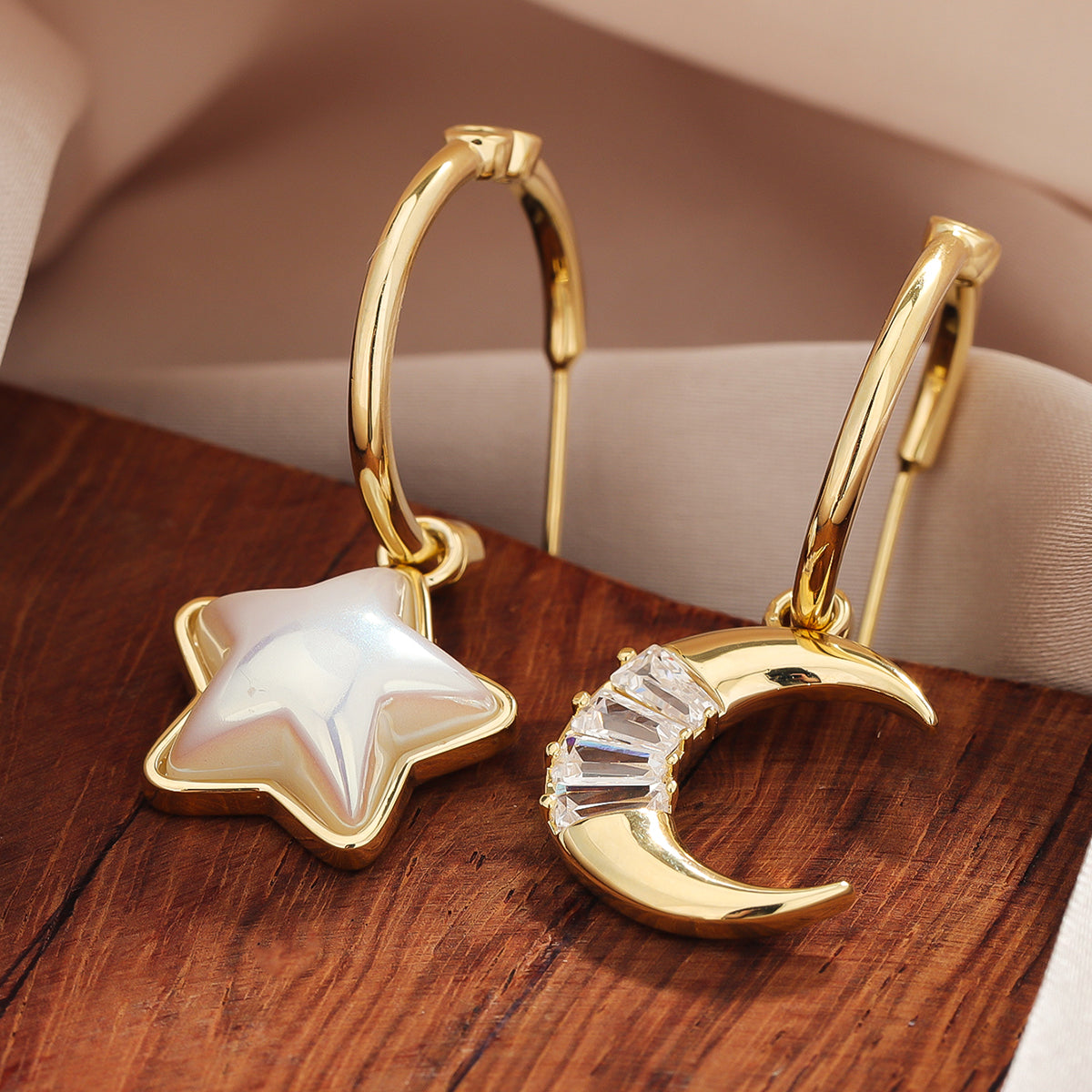 1 Pair Ig Style Simple Style Star Moon Plating Inlay Copper Drop Earrings