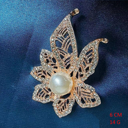 Elegant Leaf Flower Alloy Women'S Brooches